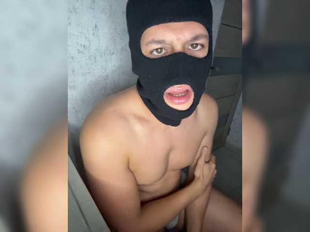 AlexTop21T1