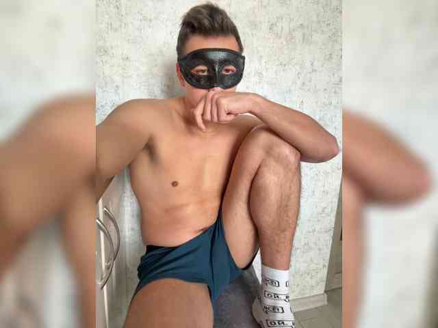 AlexTop21T1