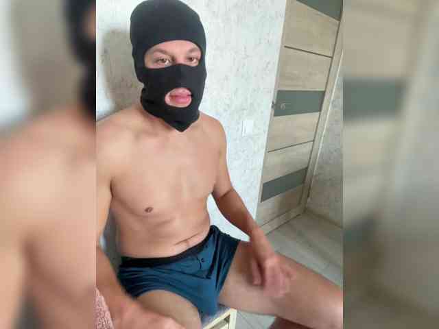 AlexTop21T1