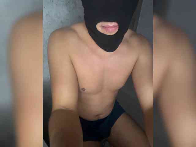 AlexTop21T1