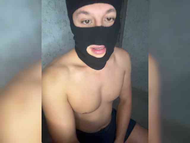 AlexTop21T1