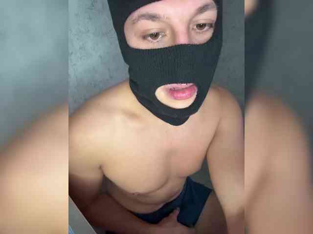 AlexTop21T1