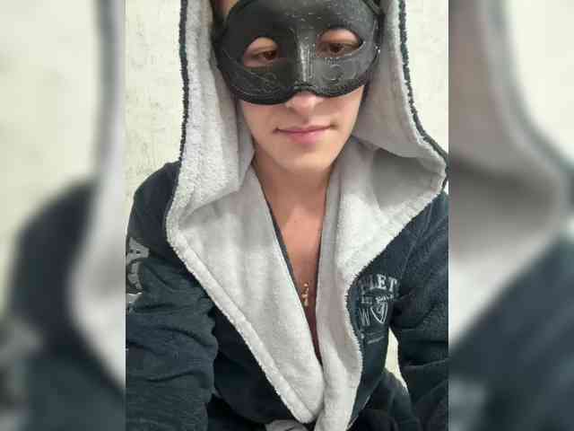 AlexTop21T1