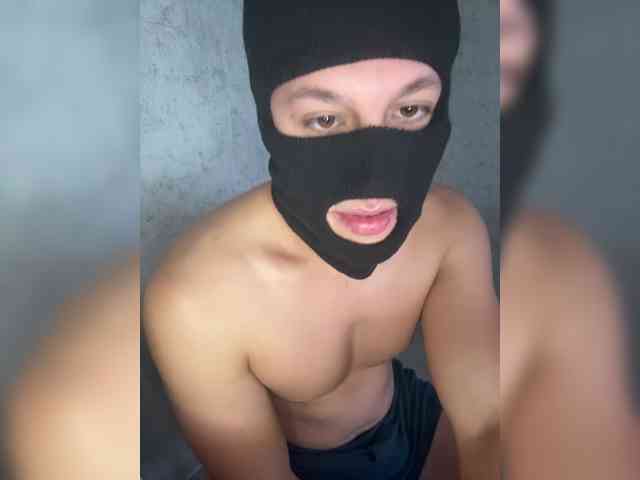 AlexTop21T1