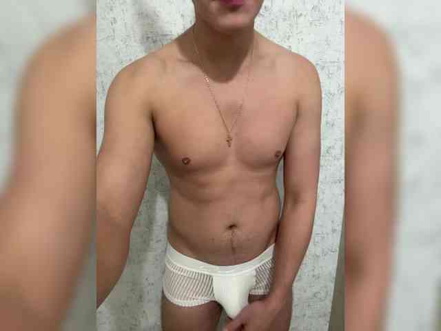 AlexTop21T1