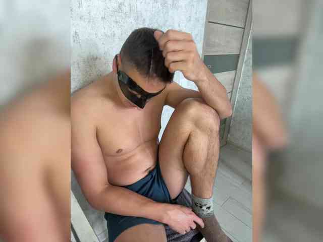 AlexTop21T1