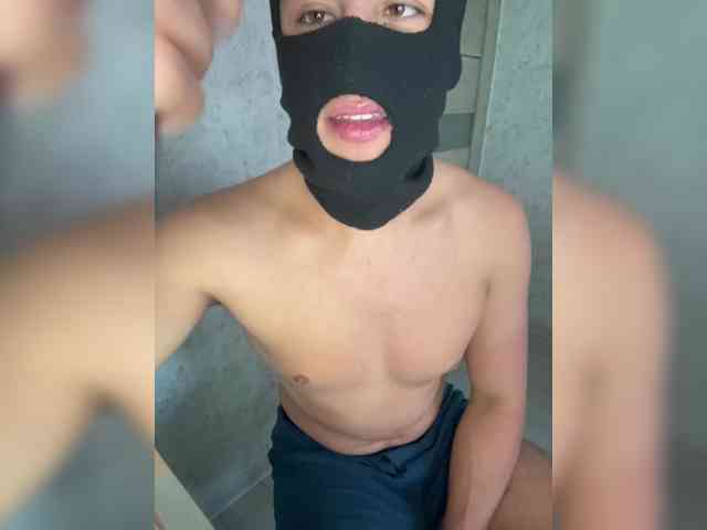 AlexTop21T1