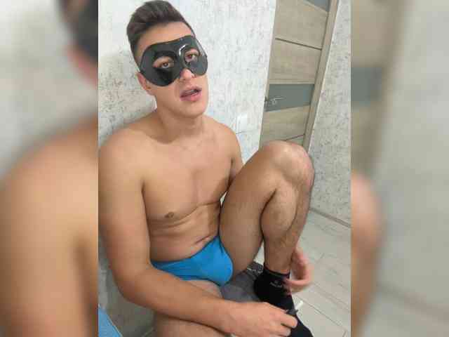 AlexTop21T1