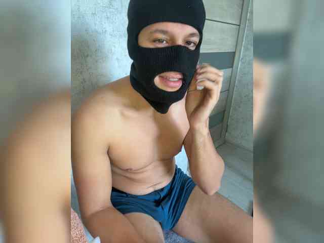 AlexTop21T1