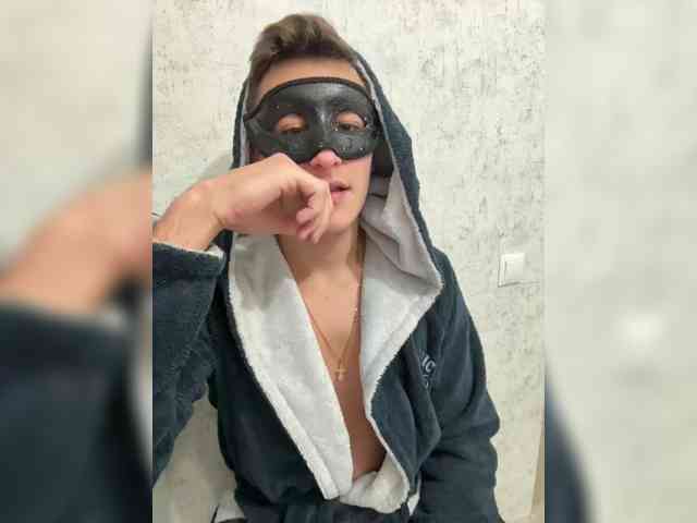 AlexTop21T1