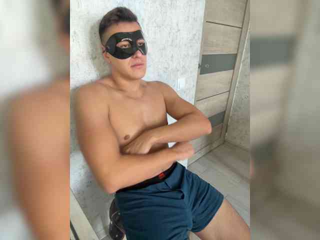 AlexTop21T1