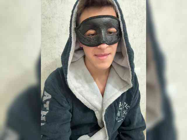 AlexTop21T1