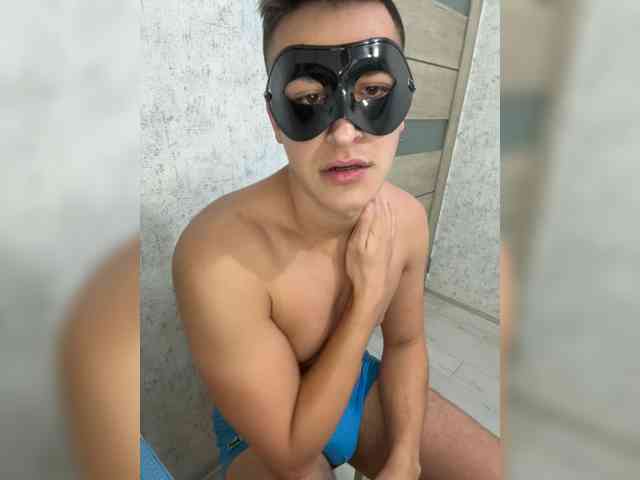 AlexTop21T1