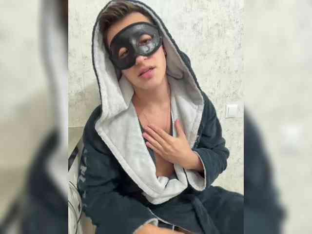 AlexTop21T1