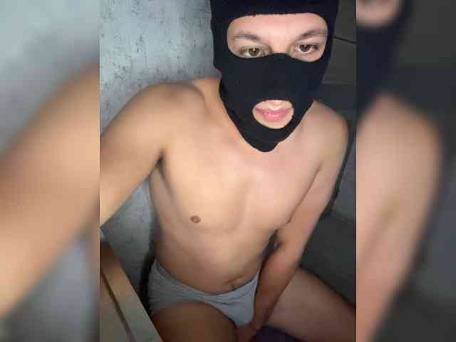 AlexTop21T1