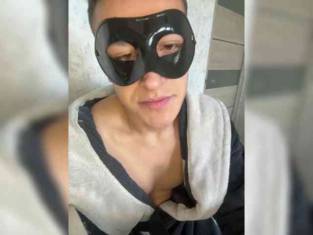 AlexTop21T1