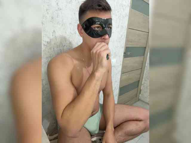 AlexTop21T1