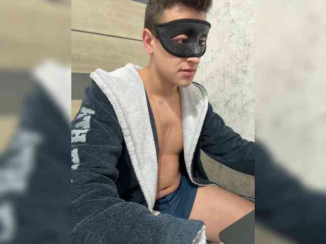 AlexTop21T1