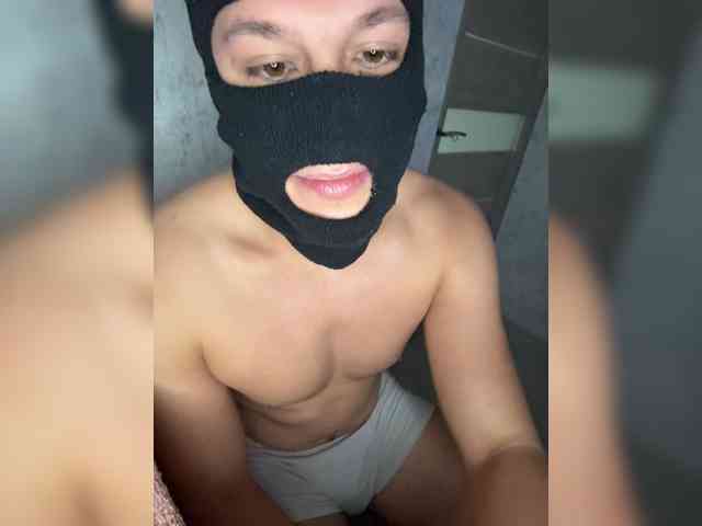 AlexTop21T1