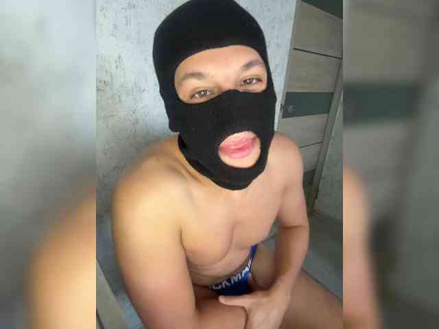 AlexTop21T1