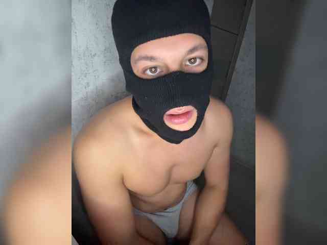 AlexTop21T1
