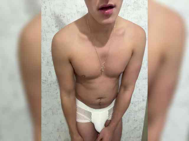 AlexTop21T1