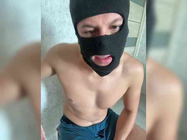 AlexTop21T1