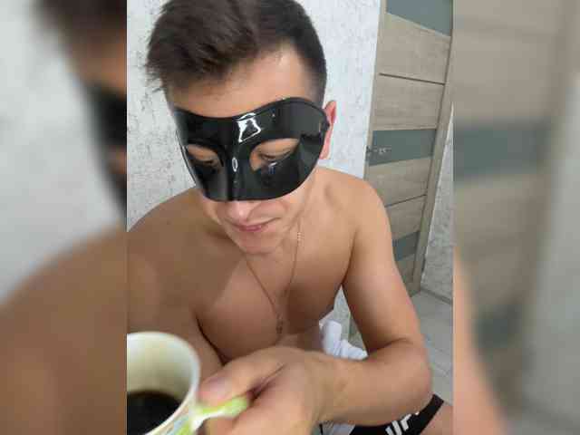 AlexTop21T1