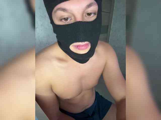 AlexTop21T1