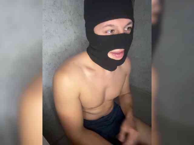 AlexTop21T1