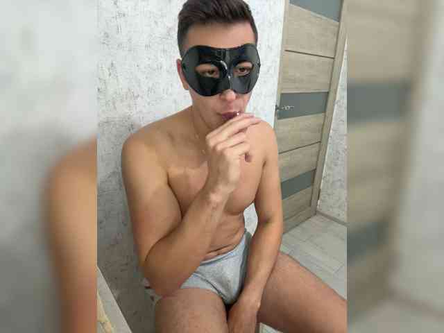 AlexTop21T1