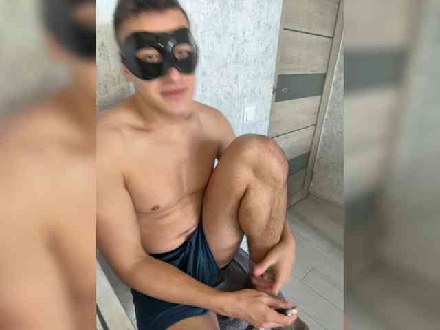 AlexTop21T1