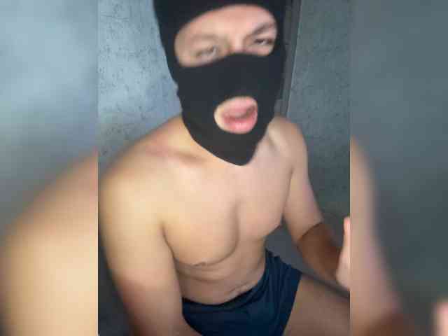 AlexTop21T1