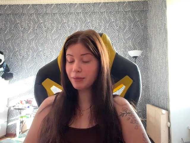 TereasaShilleh live cam preview