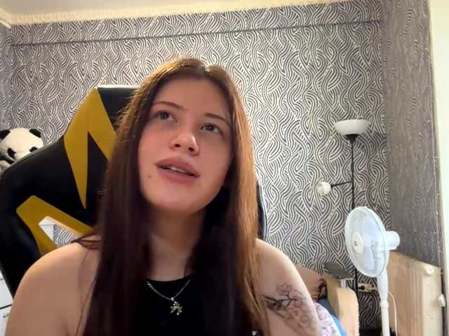 TereasaShilleh live cam on BongaCams
