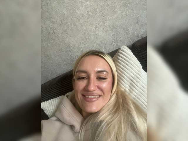 44enji webcam