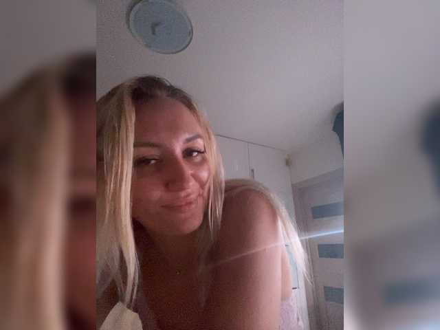 44enji live cam on BongaCams