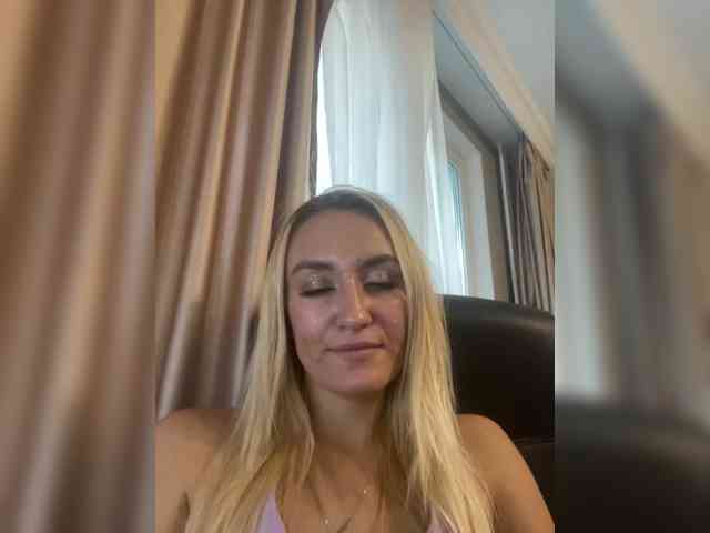 44enji webcam