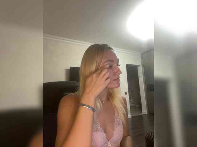 44enji webcam