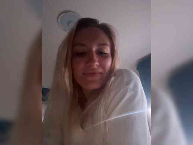 44enji webcam