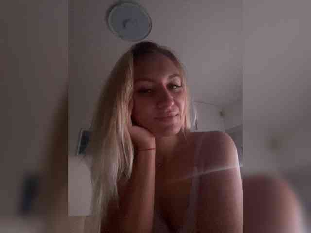44enji webcam