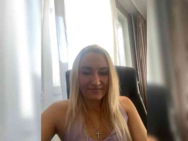 44enji webcam