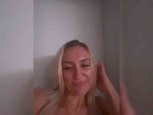 44enji webcam