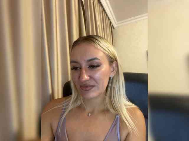 44enji webcam