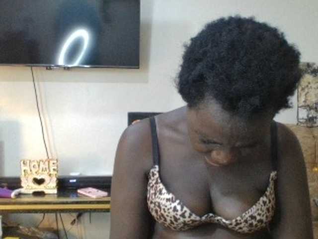 blaqqueen1 webcam bongacams model stream image