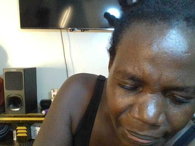 blaqqueen1 live cam on BongaCams
