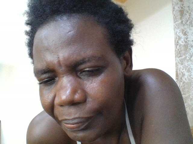 blaqqueen1 live cam preview