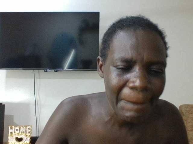 blaqqueen1 live cam preview