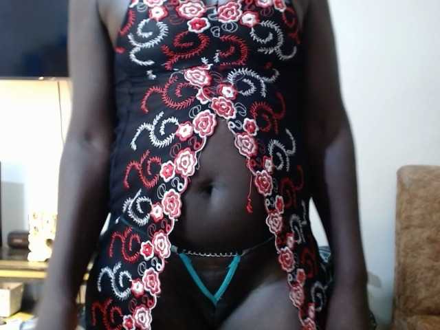 blaqqueen1 — live female cam