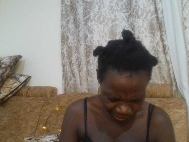 blaqqueen1 live cam on BongaCams